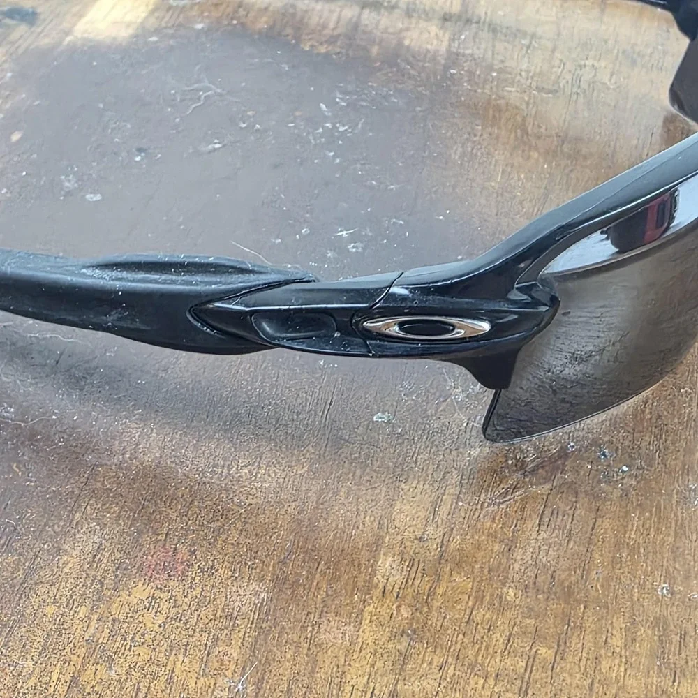 Oakley Flak 2.0 Sunglasses Mens One Size Black Gray Tinted Wrap Sport Frame